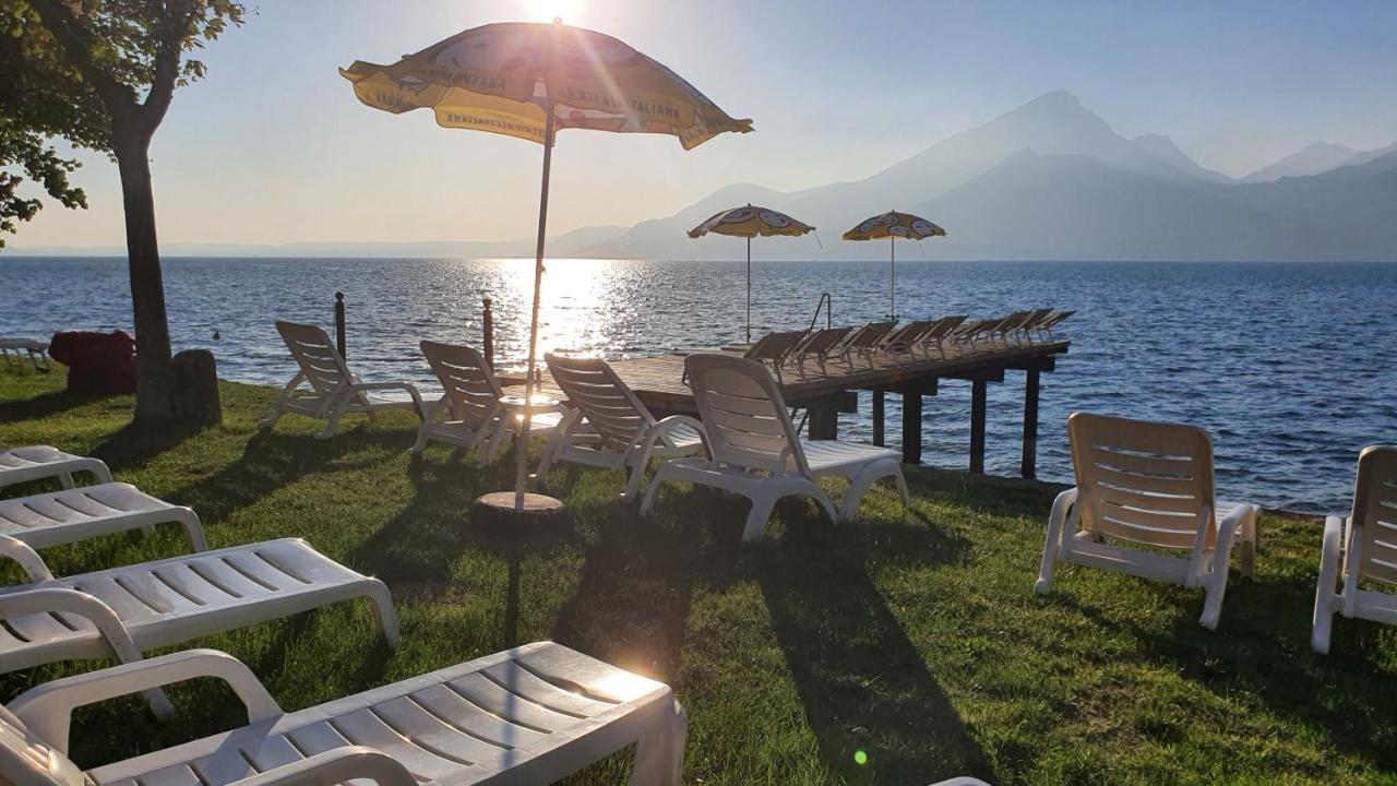 Hotel Merano Brenzone sul Garda Dış mekan fotoğraf