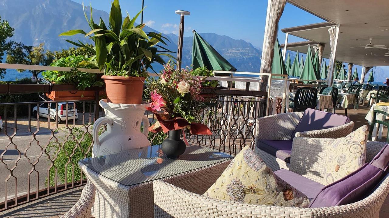 Hotel Merano Brenzone sul Garda Dış mekan fotoğraf