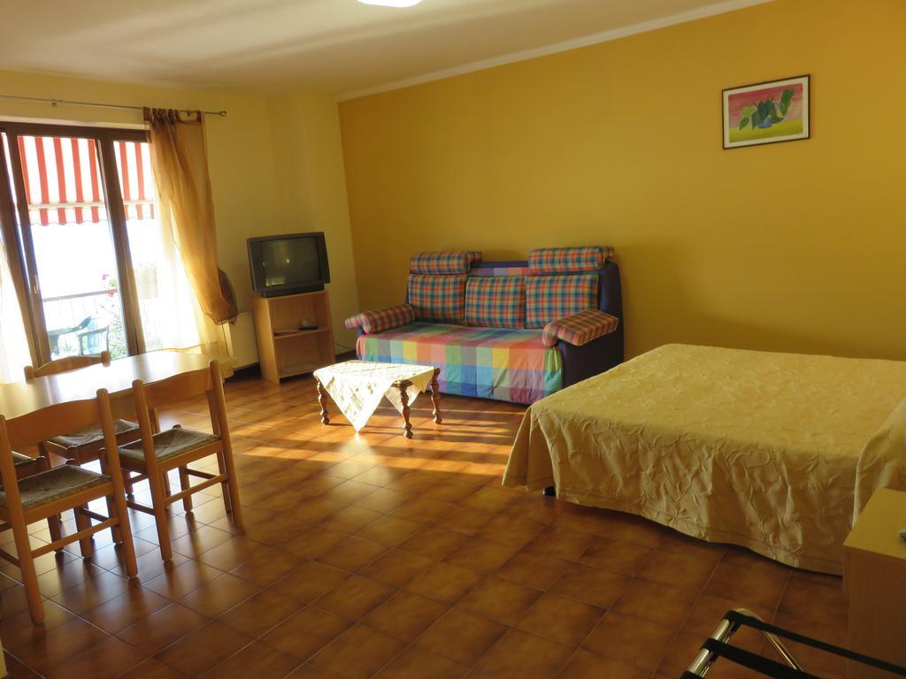 Hotel Merano Brenzone sul Garda Dış mekan fotoğraf